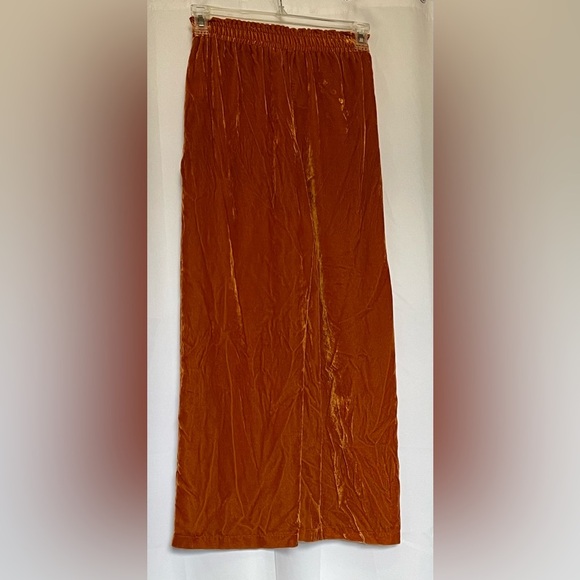 Greylin velvet top and bottom - Picture 7 of 13